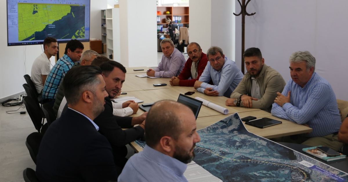 Készülnek az A8-as autópálya tervei, erről egyeztettek az érintett önkormányzatokkal